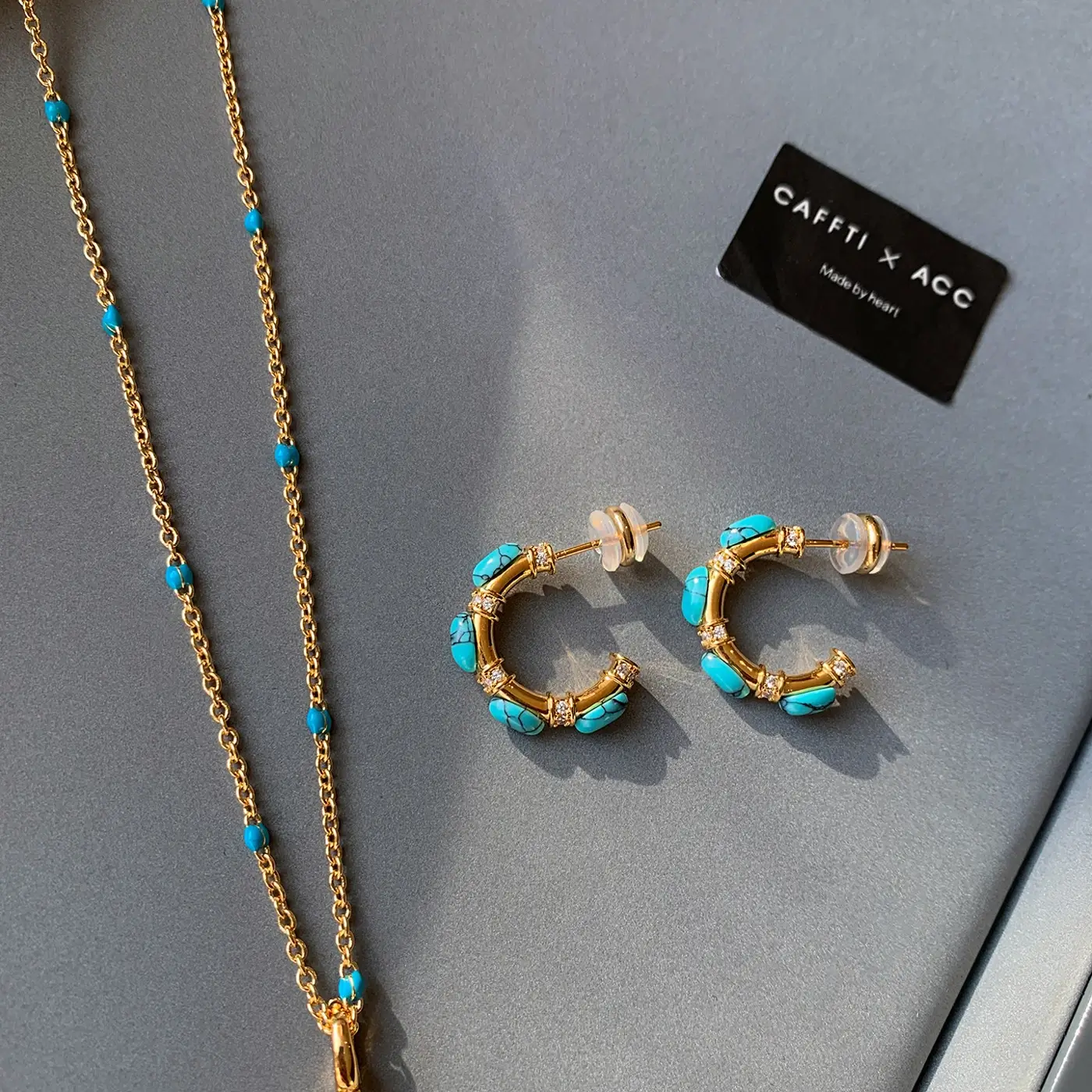 Turquoise-Tone Hoop Earrings E001 — detail 1