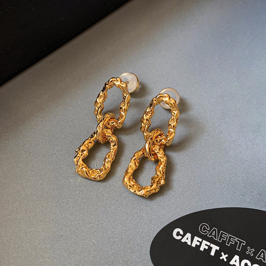 Sculptural Link Drop Earrings E007 — main photo
