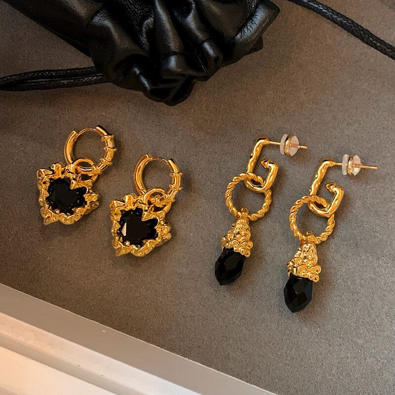 Black & Gold Drop Earrings E008 — detail 1