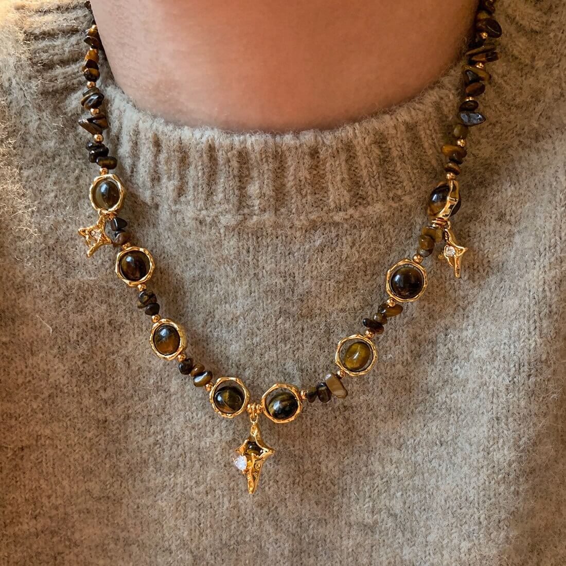 Oval Stone Pendant Necklace N009 — detail 1