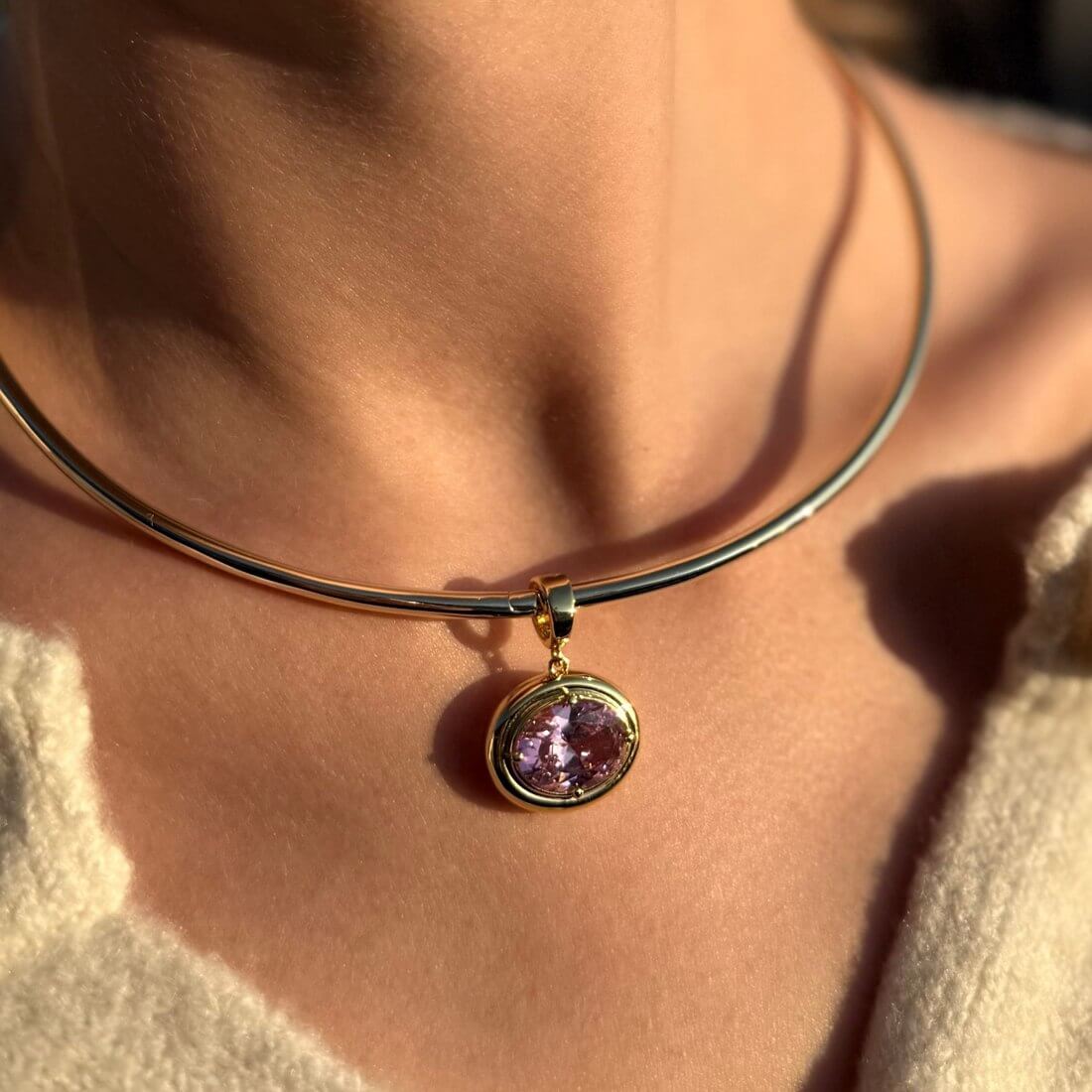 Minimal Stone Pendant Collar N012 — detail 2