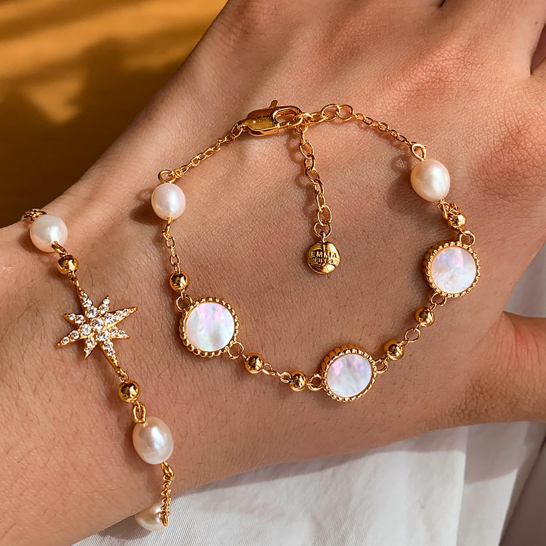 Pearl & Star Charm Bracelet B004 — detail 1