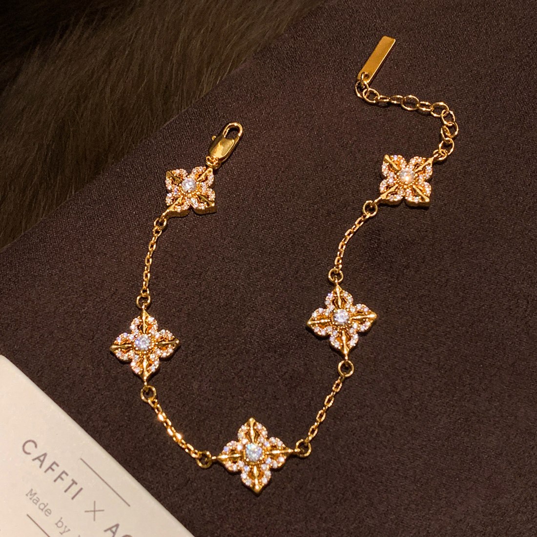Floral Link Bracelet B012 — main photo