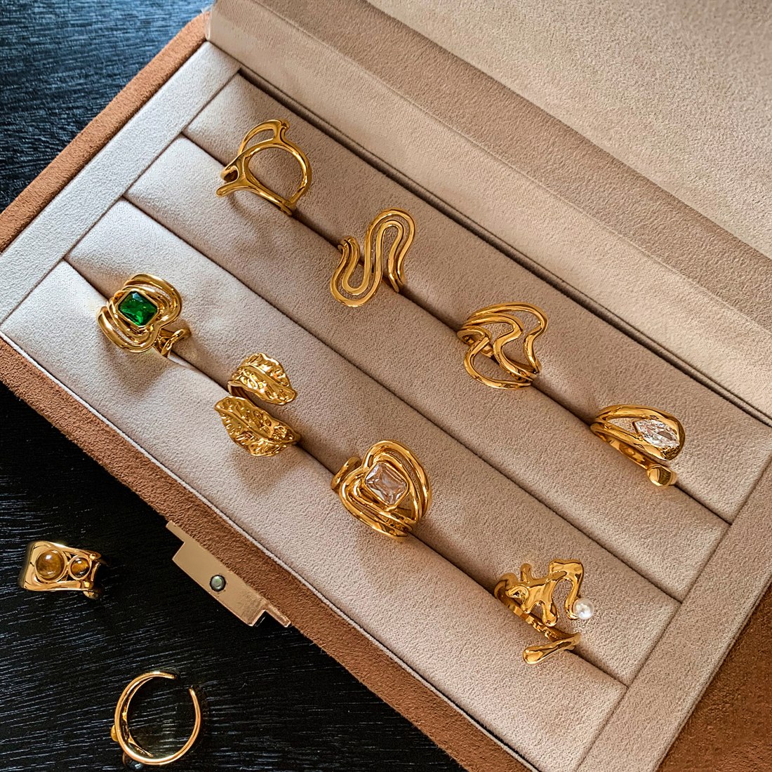 Sculptural Curve Ring R009 — main photo