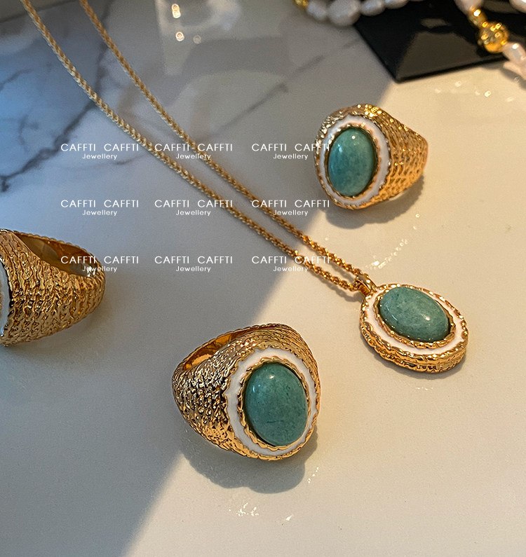Ornate Oval Stone Ring R011 — main photo
