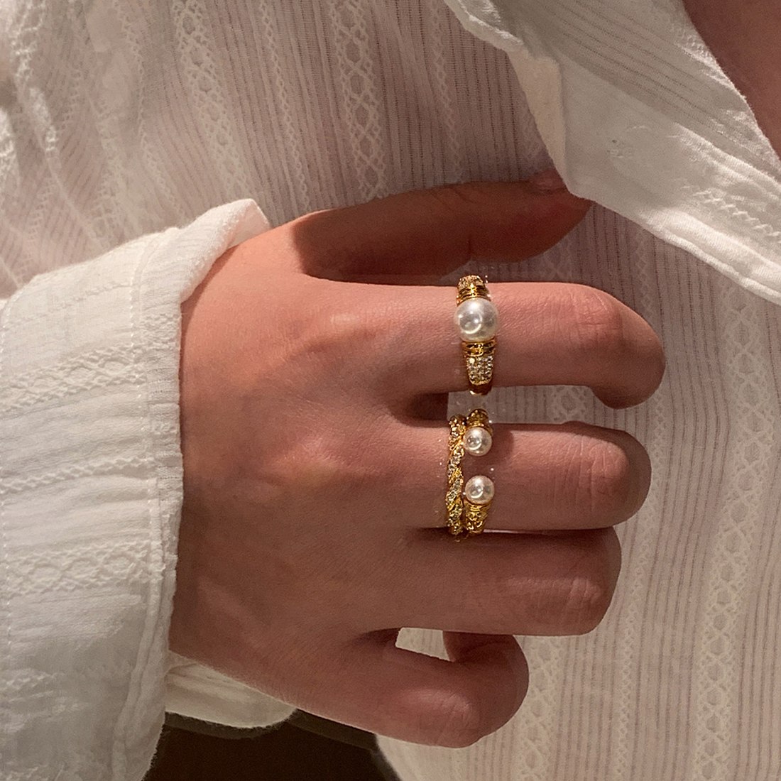 Twisted Pearl-Accent Ring R012 — detail 1