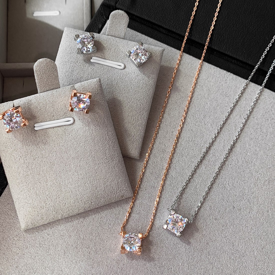 Square Sparkle Jewelry Set S011 — main photo